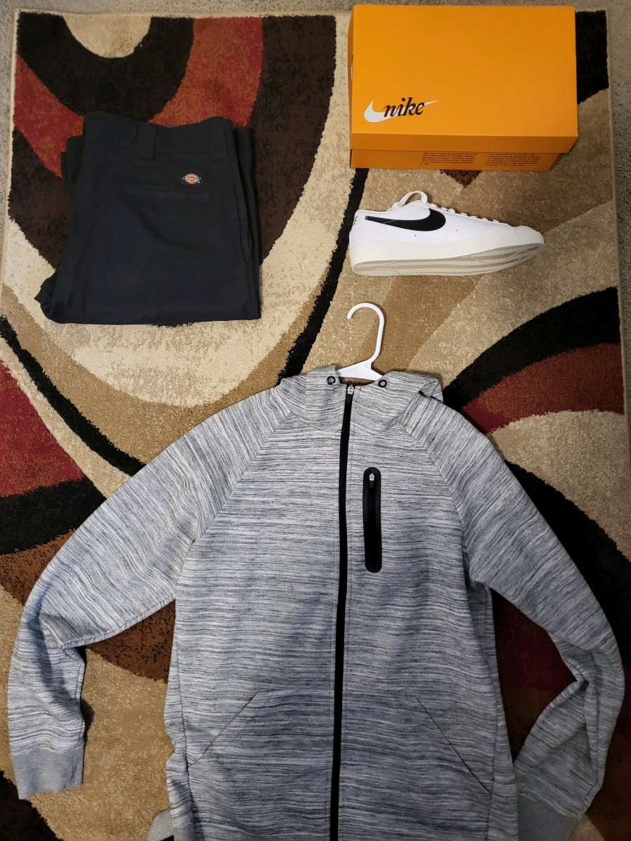 Nike shoes Dickies and jacket