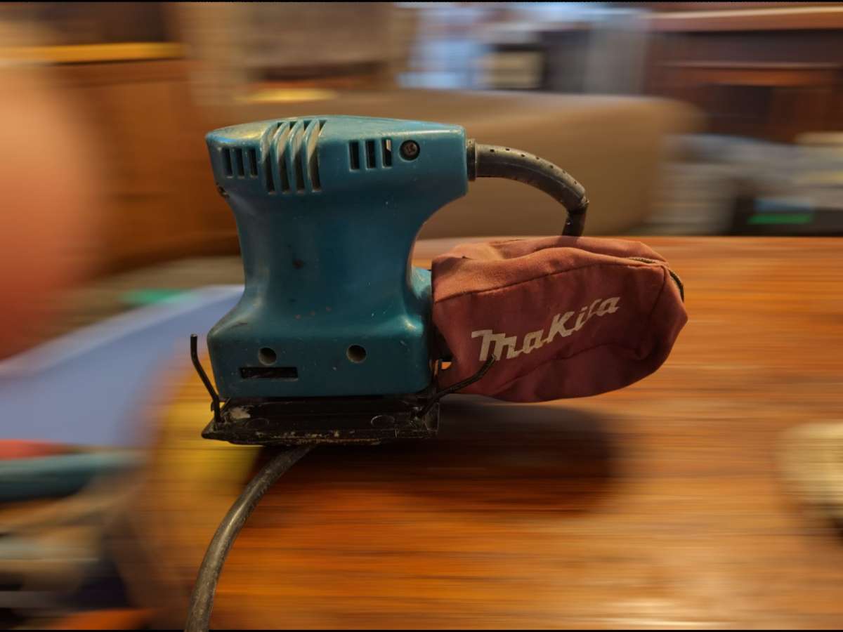 Makita Finishing Sander