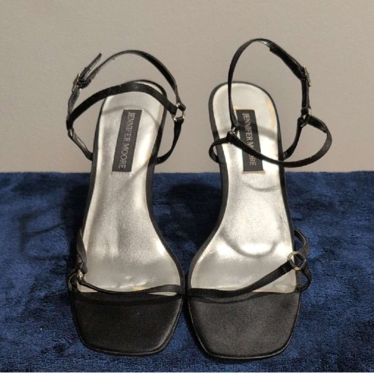 Jennifer Moore Black Heels with Transparent Accents 10 m