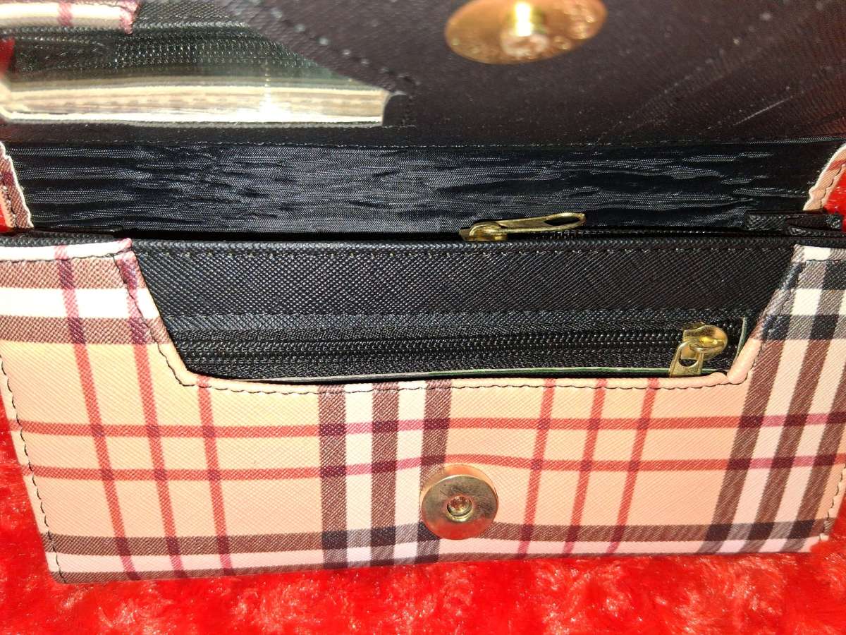 Burberry Black Plaided Handbag with Wallet