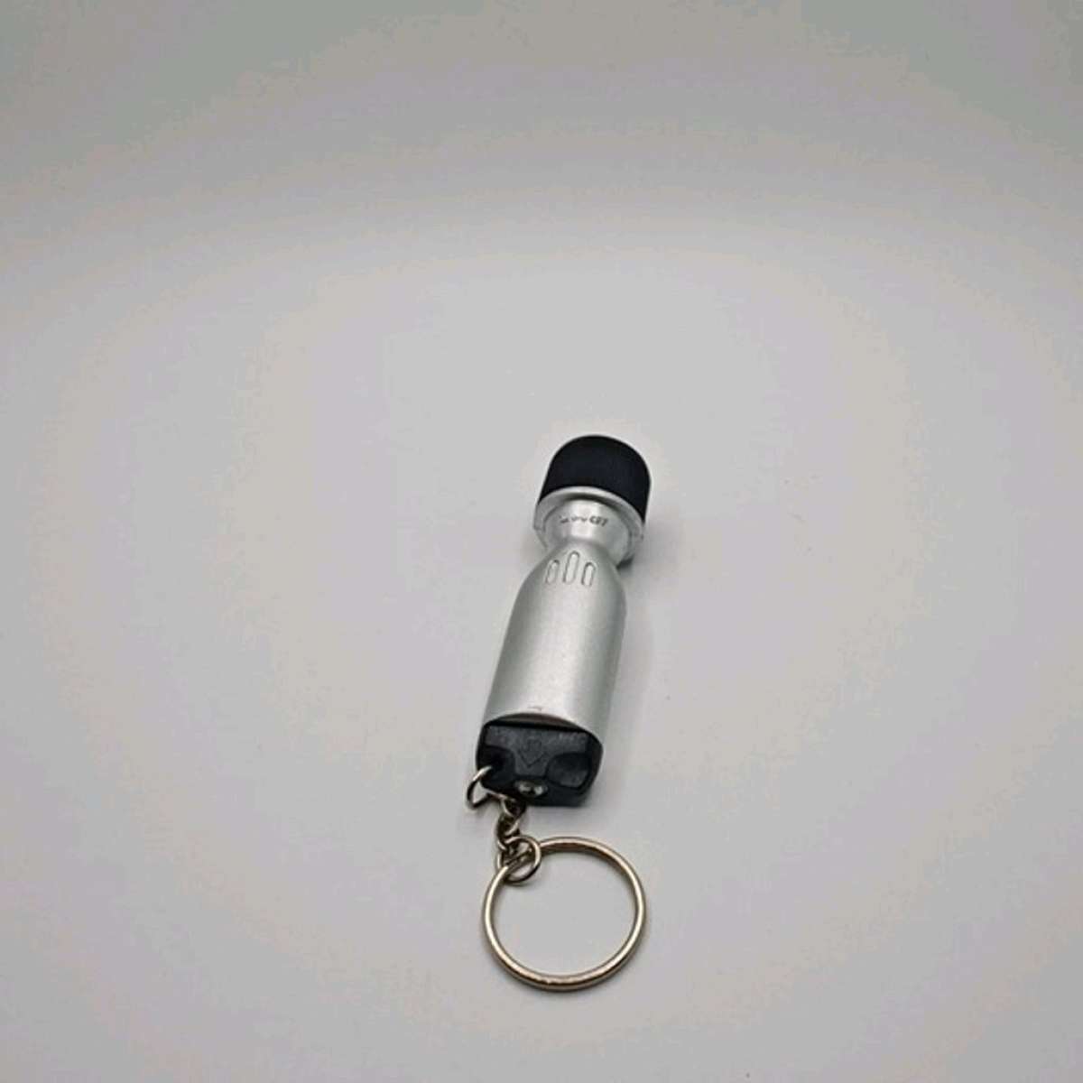 Welcome Fathers Keychain Light GreyBlack AAA Battery Include