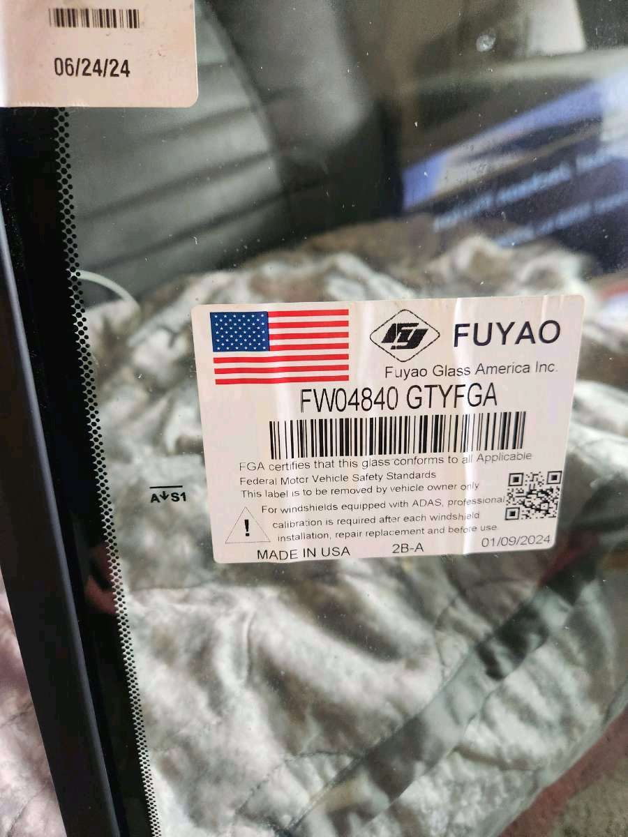 2017 Toyota Rav 4 Front Windshield