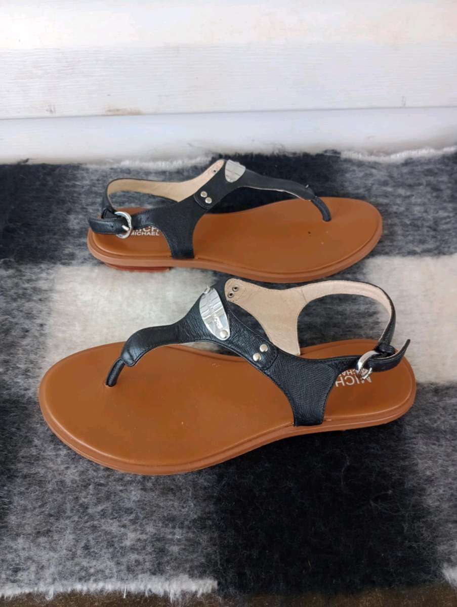 Michael Kors sandals size 7M