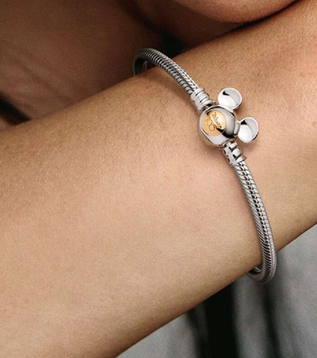 PANDORA MOMENTS DISNEY 100TH ANNIVERSARY SNAKE CHAIN BRACELE