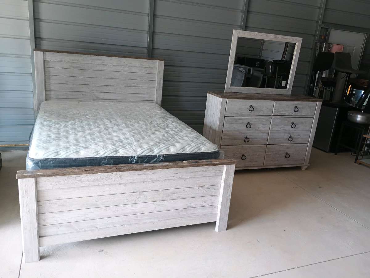 Ashley furniture Queen size bedroom set