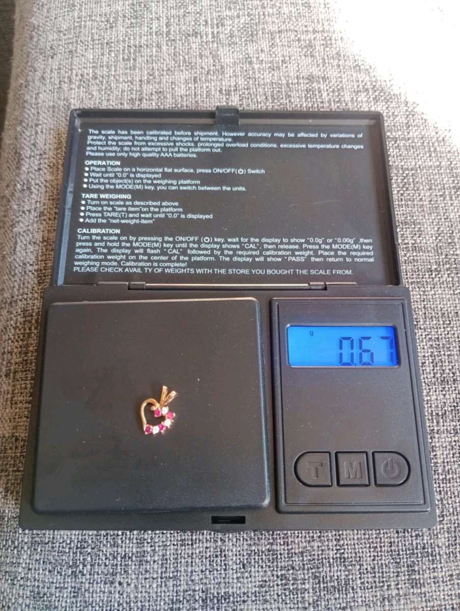 10k Yellow Gold  CZ Heart Pendant Charm