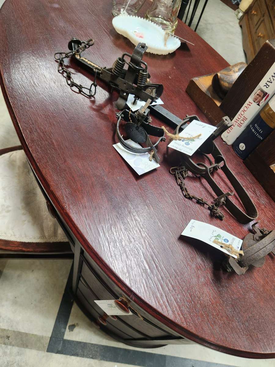 unique Oval Shaped Desk Chair Set Vanity Or Entryway Table