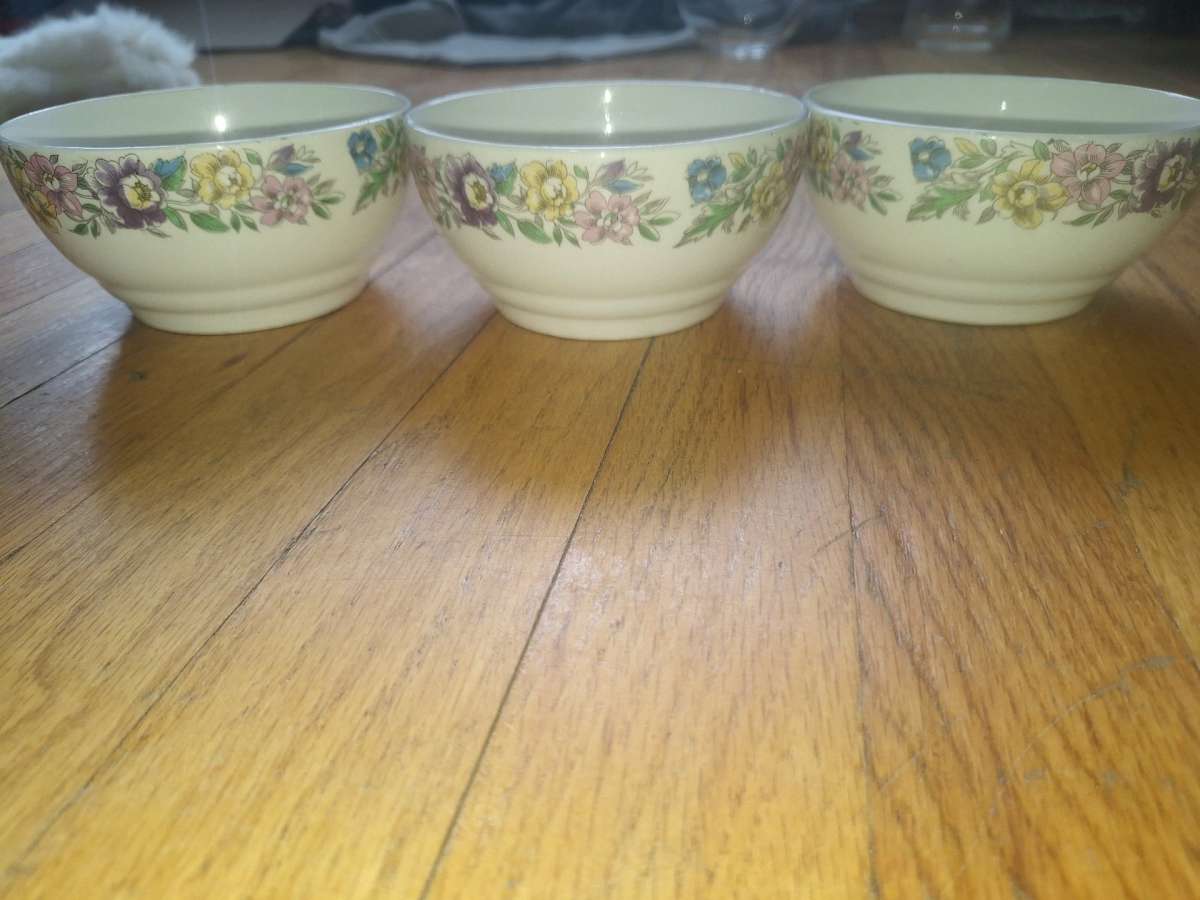 VINTAGE LANSDOWNE MINIATURE BOWLS