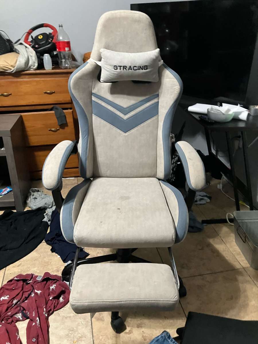 Gaming chair