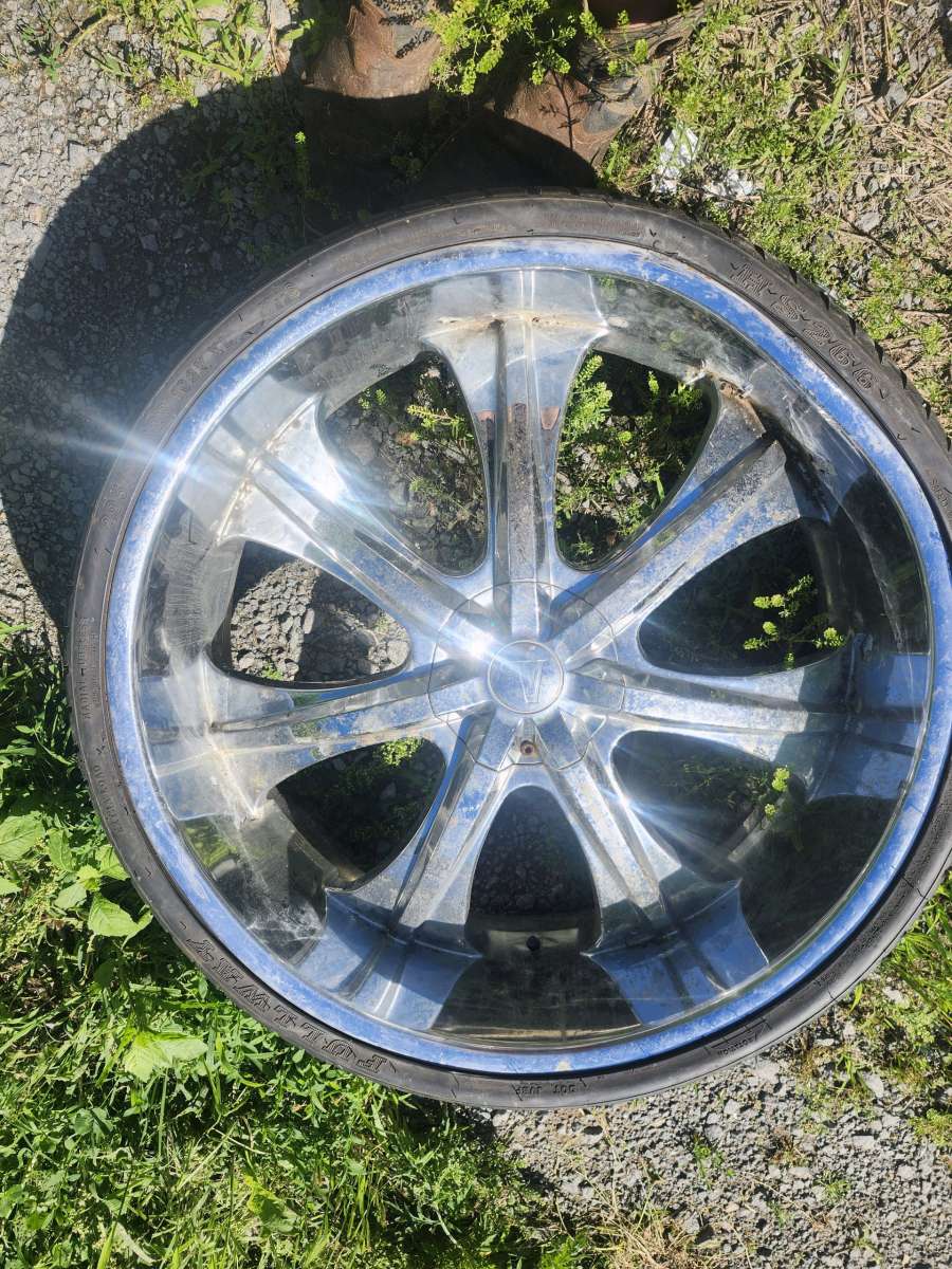 28 inch chrome wheels and tires