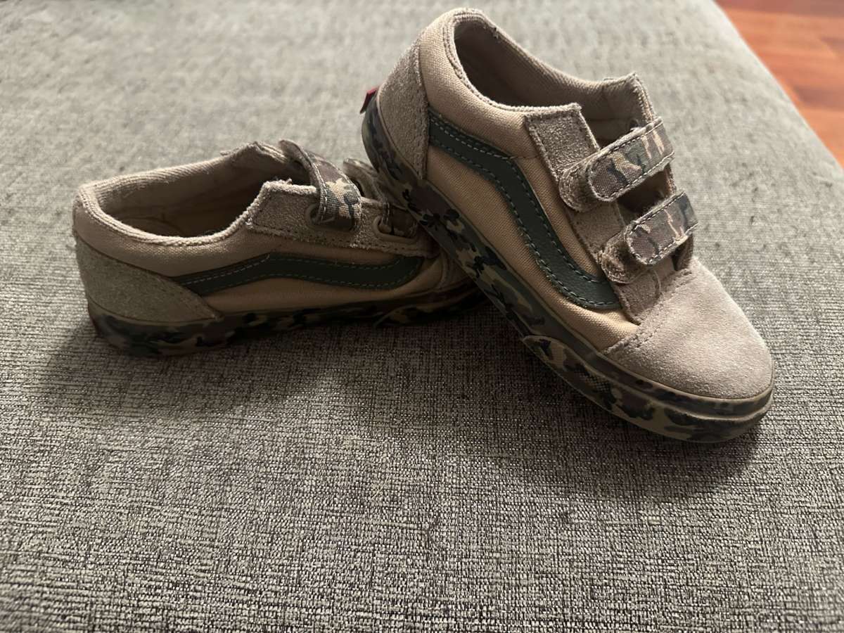 kids vans 10c