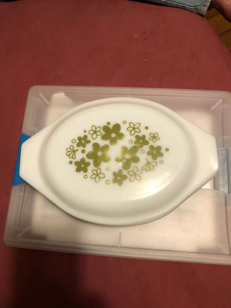 Pyrex 1 and half inch it is green with flowers on it