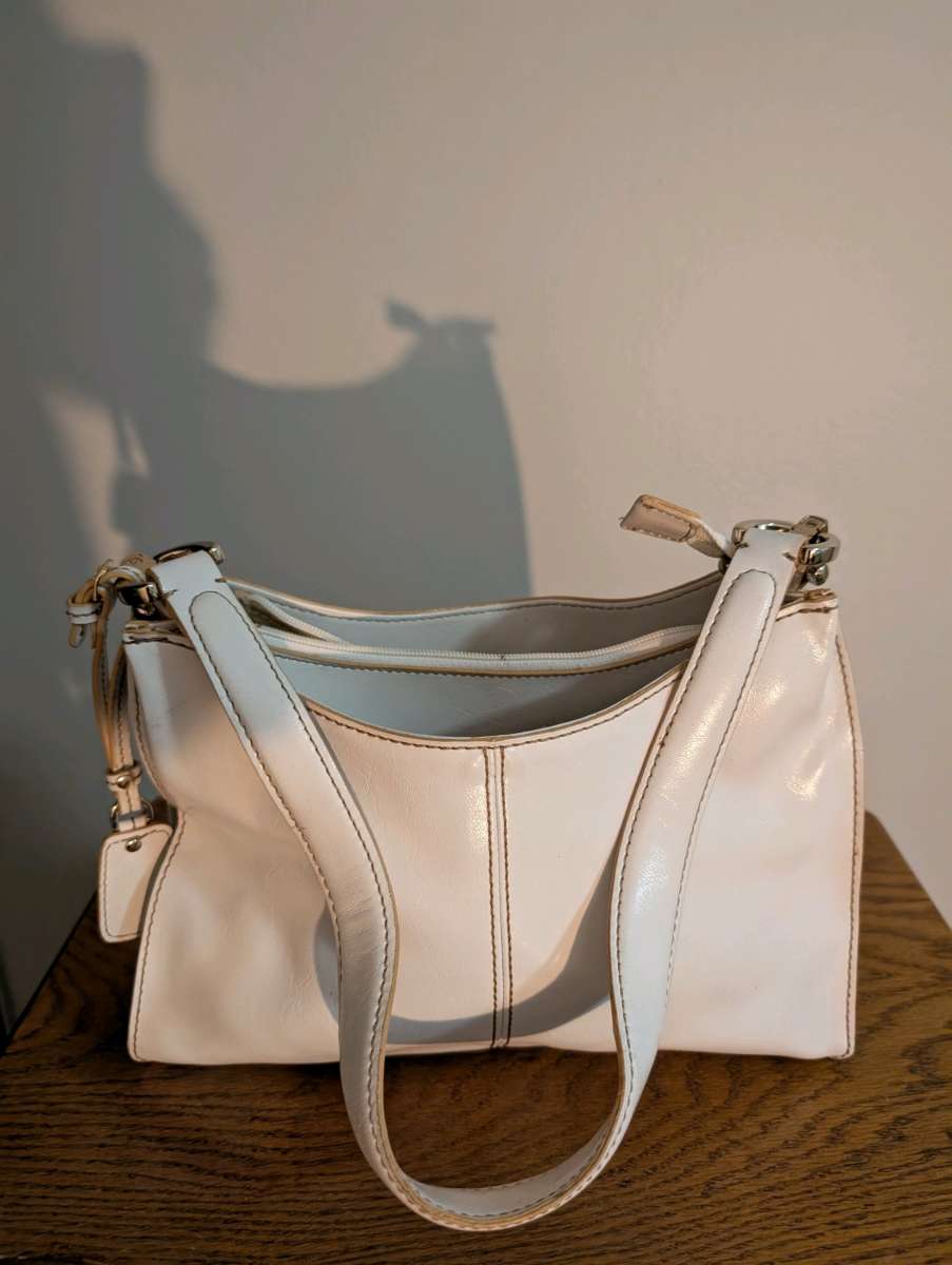Elegant Cream Handbag