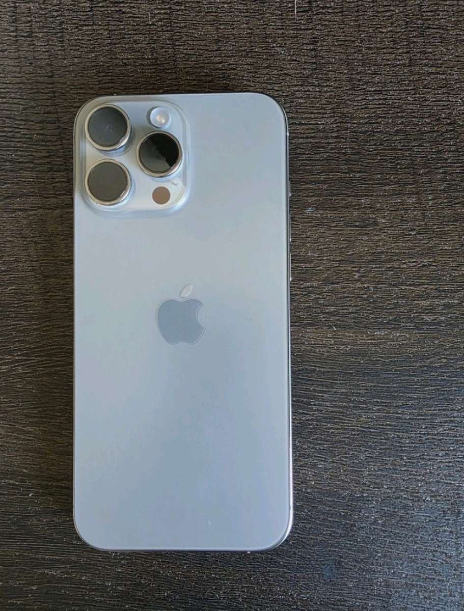 iPhone 15 promax Unlocked to any carrier