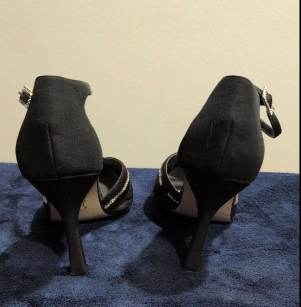 Black Womens Shoes  size 10 medium