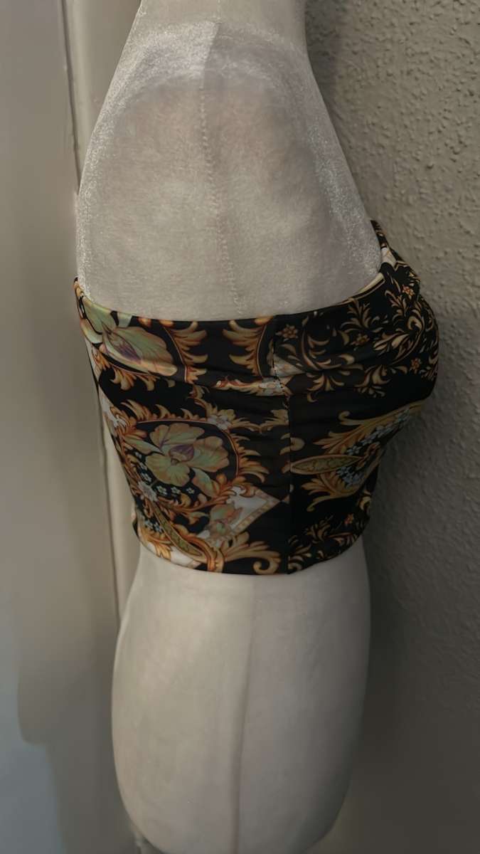 PLT PrettyLittleThing Black Chain Print Bandeau Crop Top Siz