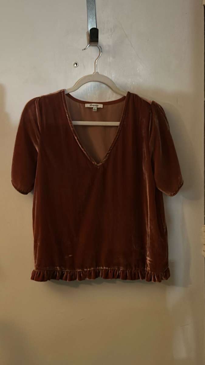 Madewell VelvetTulip Sleeve Ruffle Top Size S