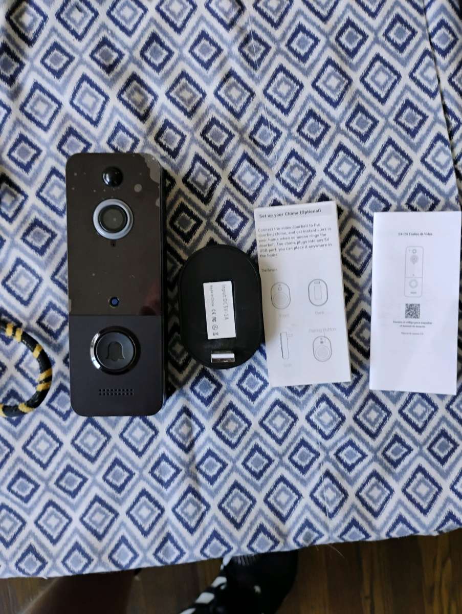 door bell camera with bell