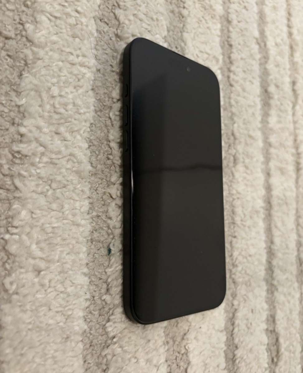 iPhone 16 max unlocked to any carrier