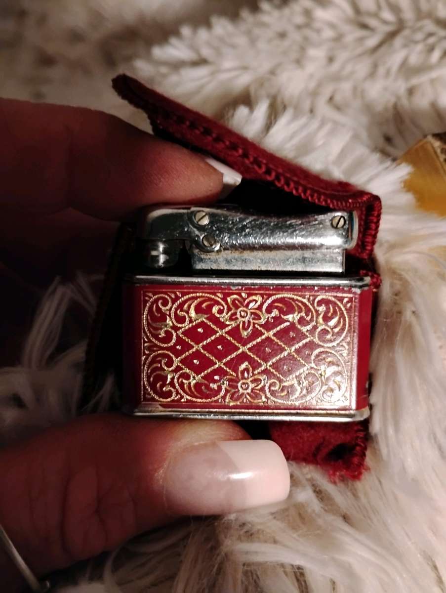 Zippo lighter never been used