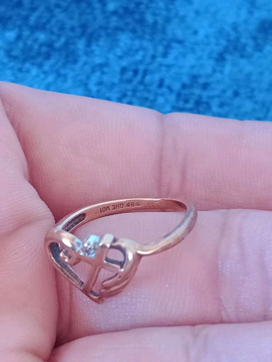 10k gold ring