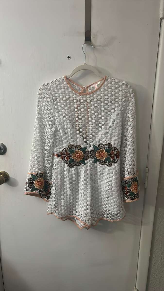 Luxxel White Embroidered Floral Romper with Bell Sleeves Siz