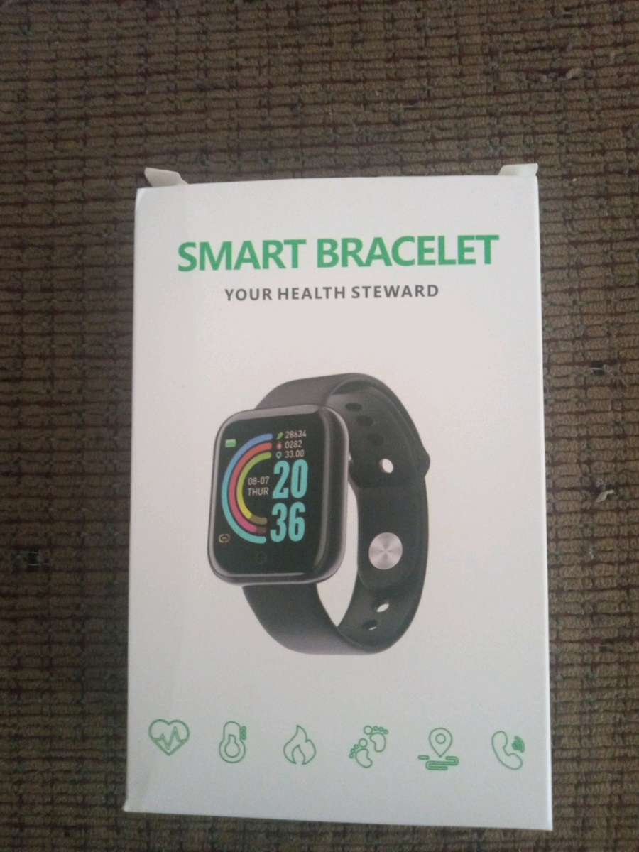 smart bracelet health tracker