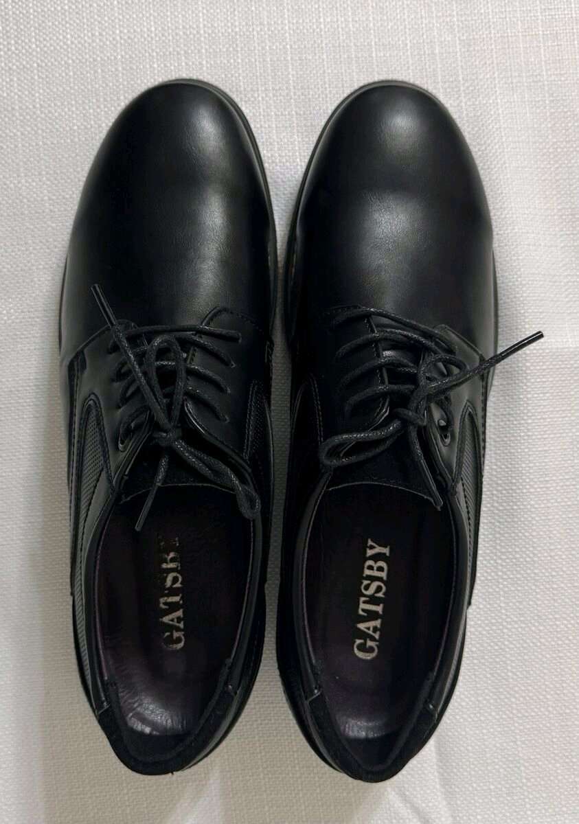 Dress shoes