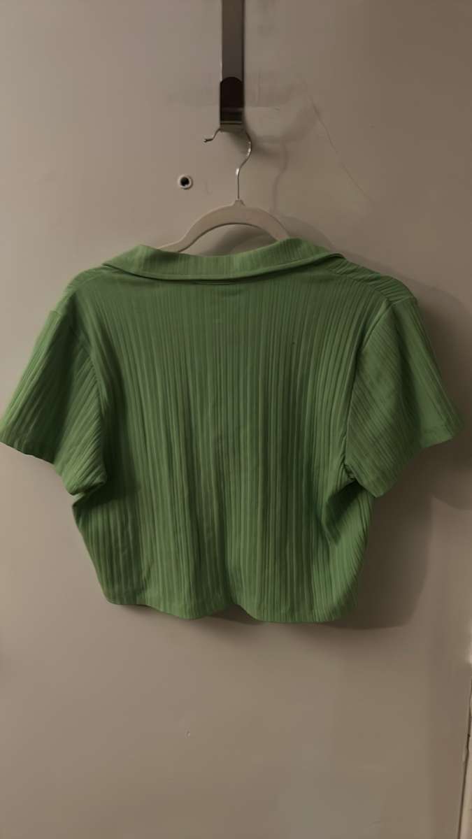 Topshop Bright Green Ribbed V Neck Crop Top Size 12 Spring S