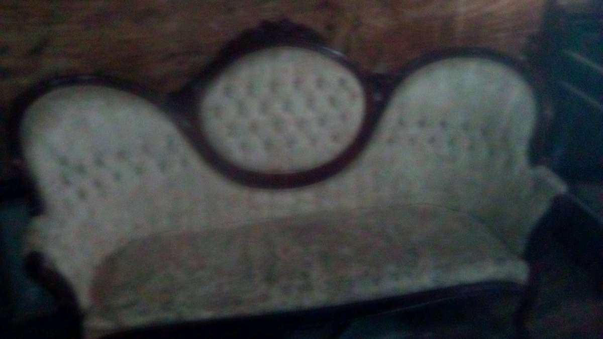 1512 victorian rose wood sofa
