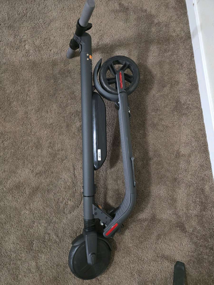 Segway Scooter ninebot ES3 plus