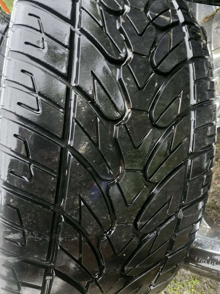 28 inch chrome wheels and tires