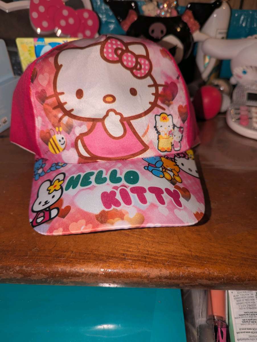 hello kitty hat