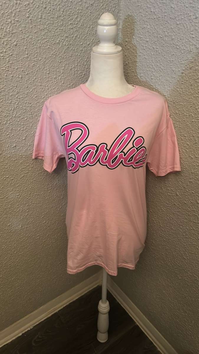 Barbie Official Living the Dream Life Pink TShirt Size S