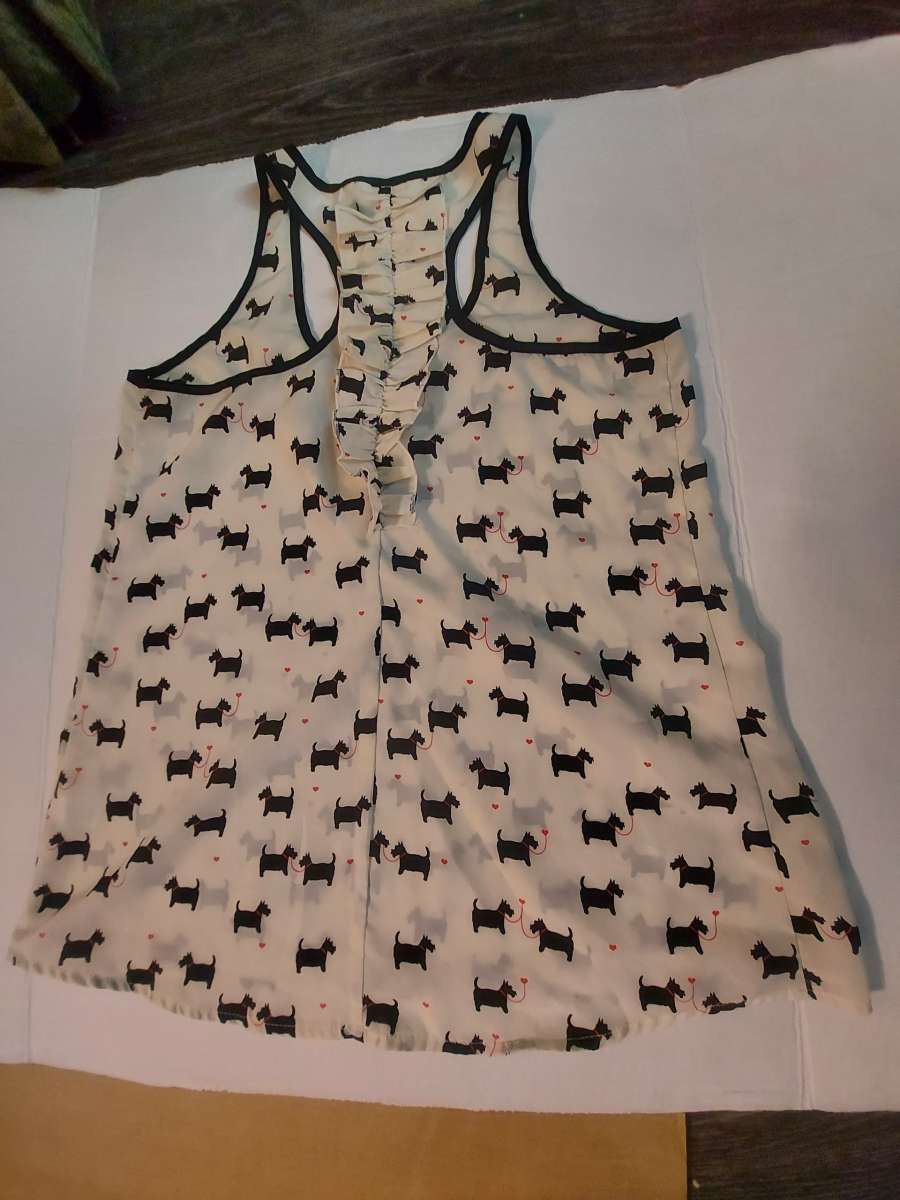 Candies Scotty Dog Sleeveless Ruffled Racerback Size S