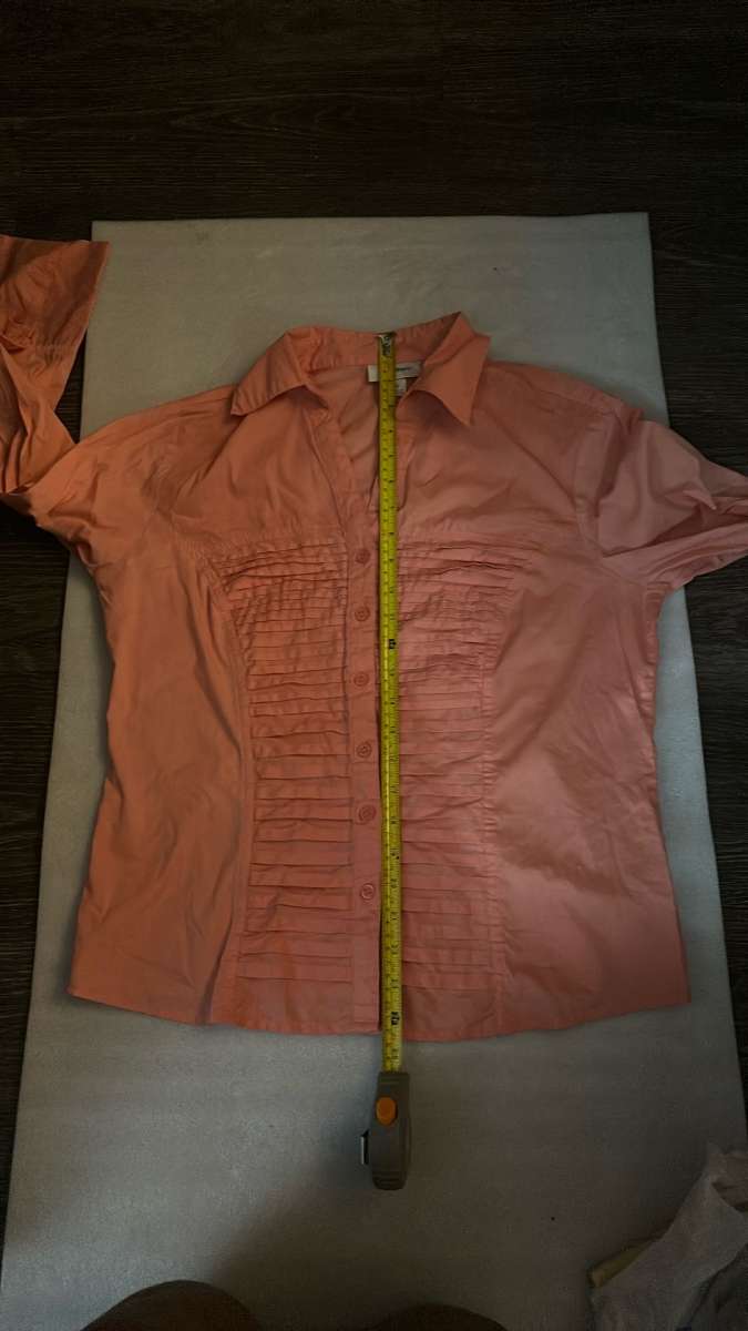 Dress Barn Pleated Front Button Down Blouse Size S Peach