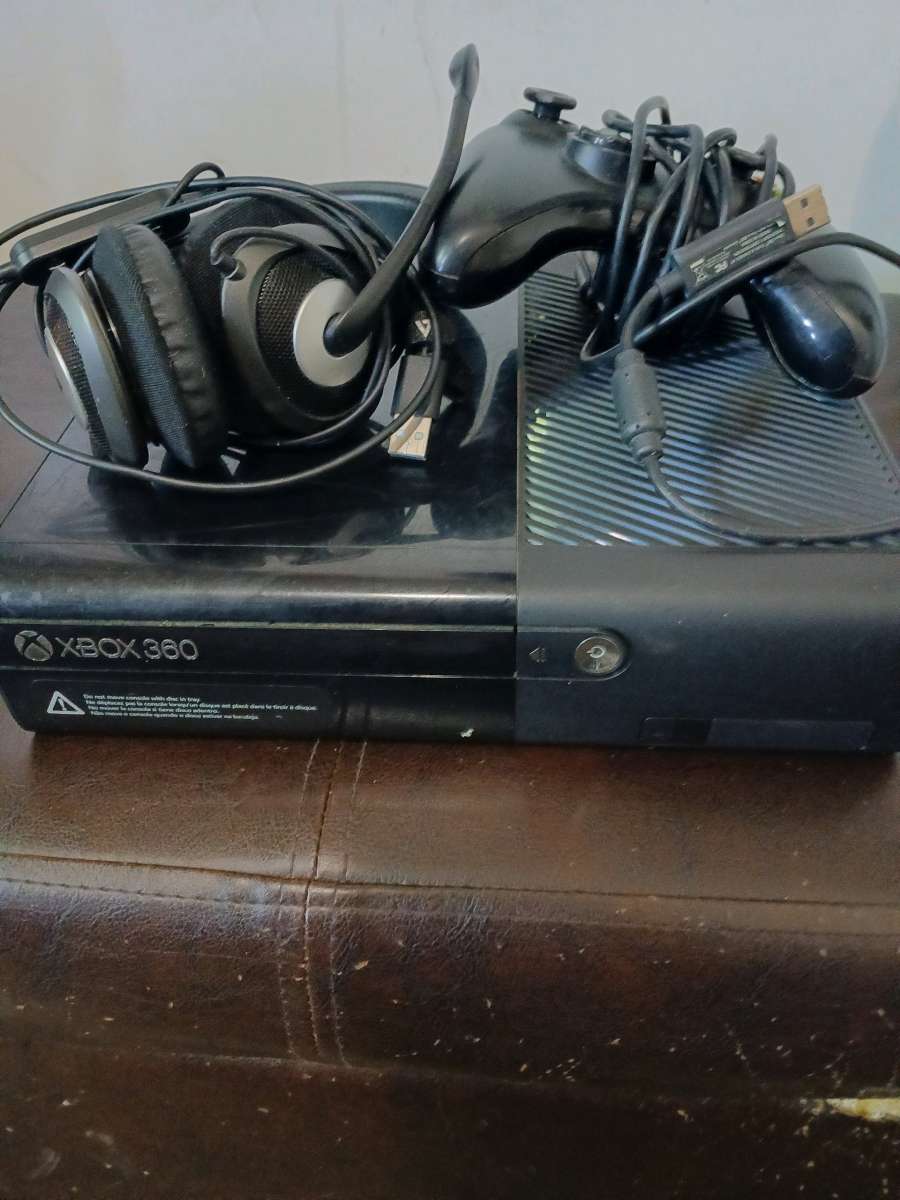 XBOX 360 E