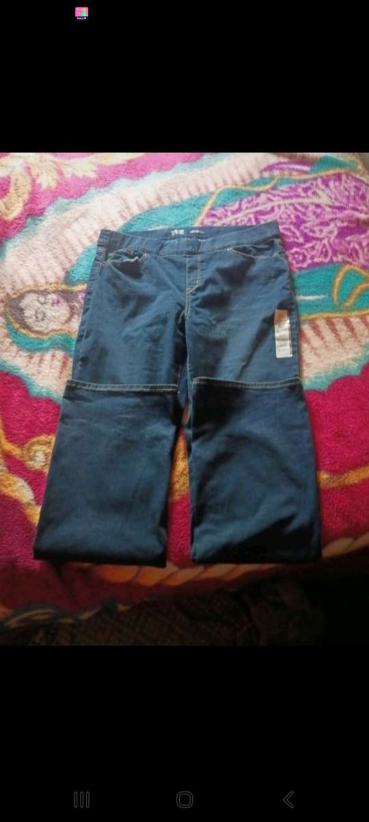 boot cut Levi Strauss pants