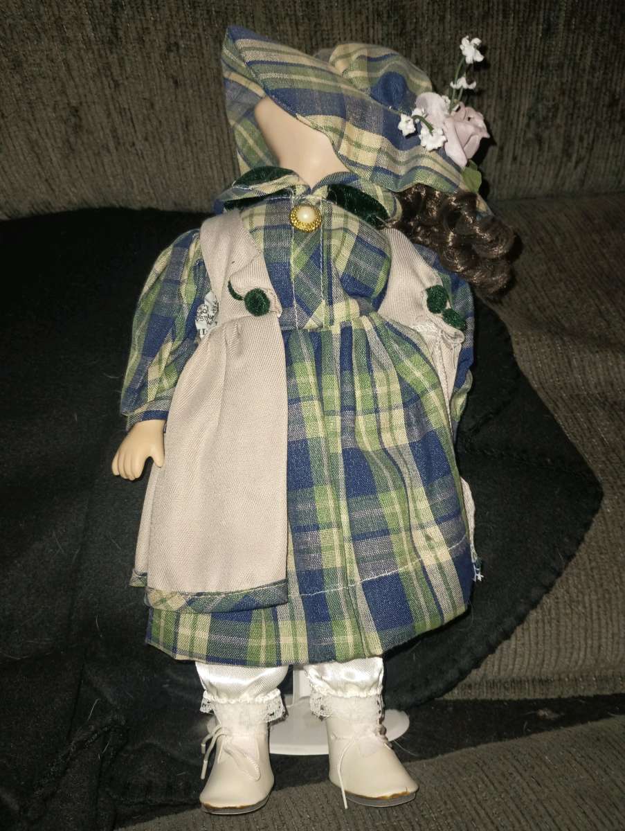 vintage porcelain dolls