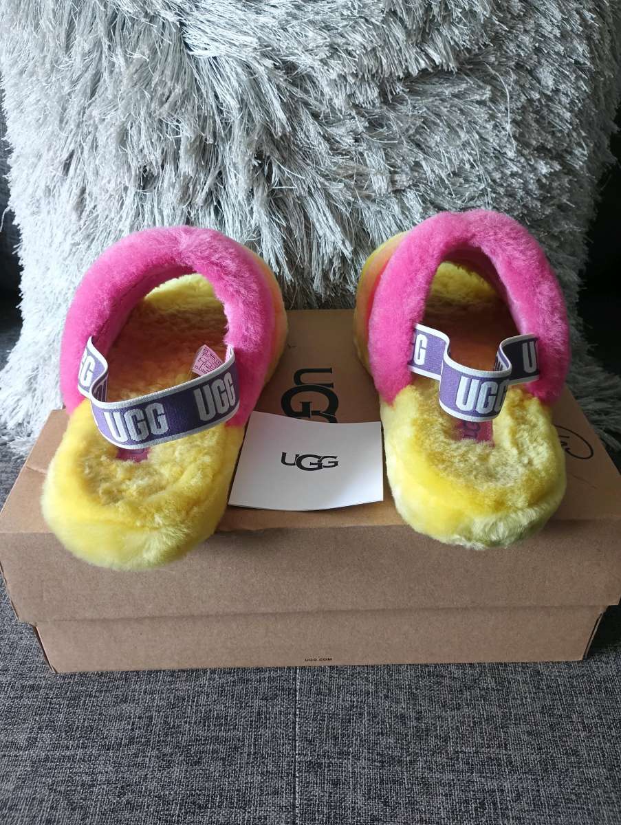 UGG Fluff Yeah Slide Kids Yellow Rainbow size 6 for women