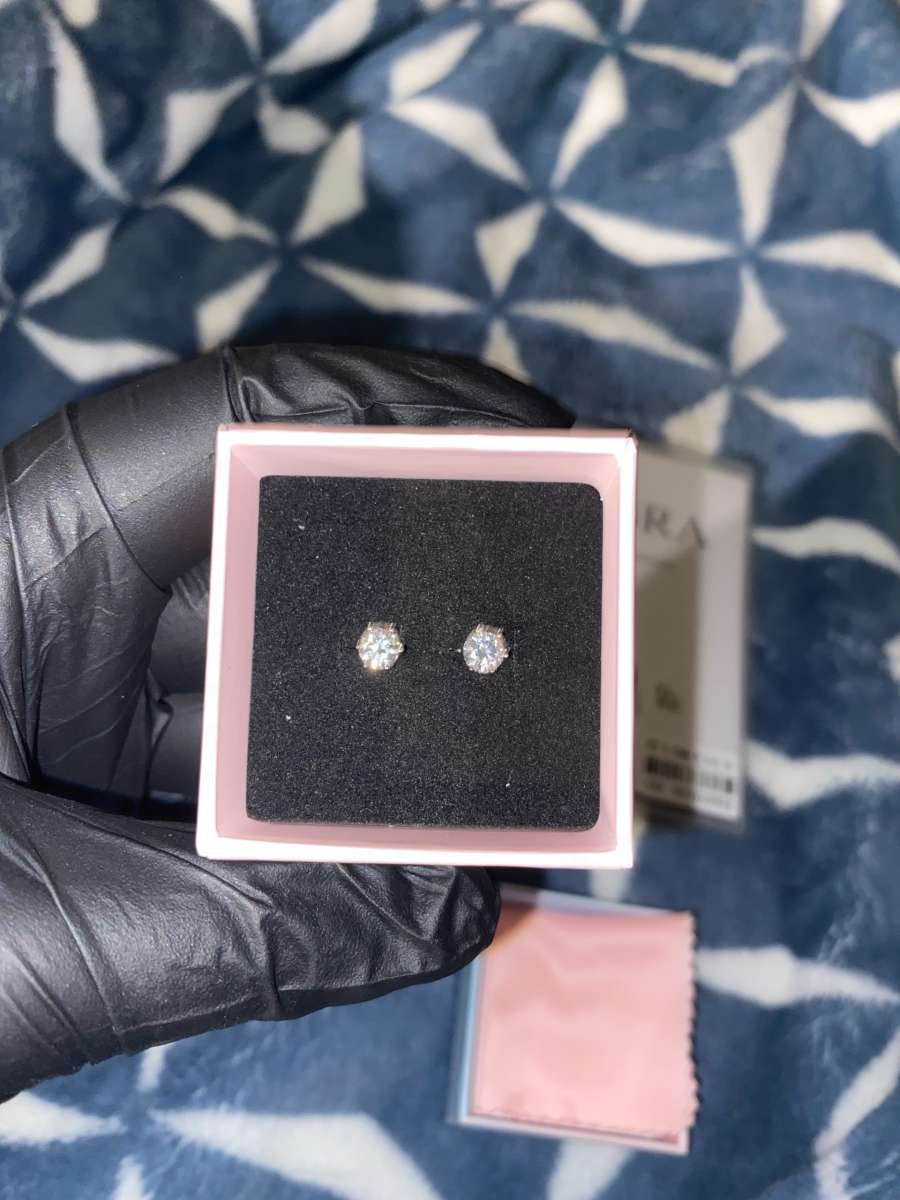 Lab Grown Diamond Stud Earrings