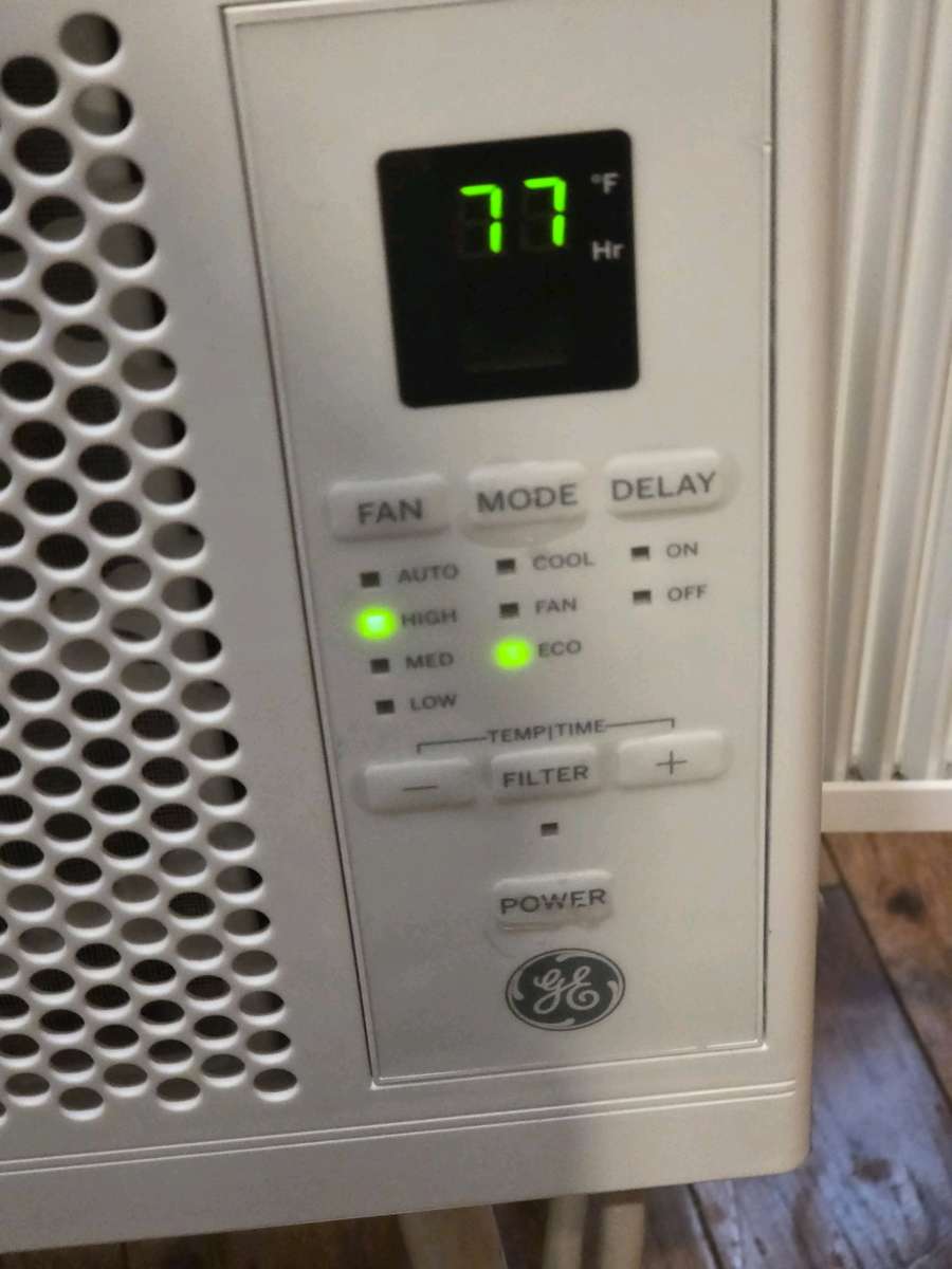 GE 6000BTU Air Conditioner Window Unit