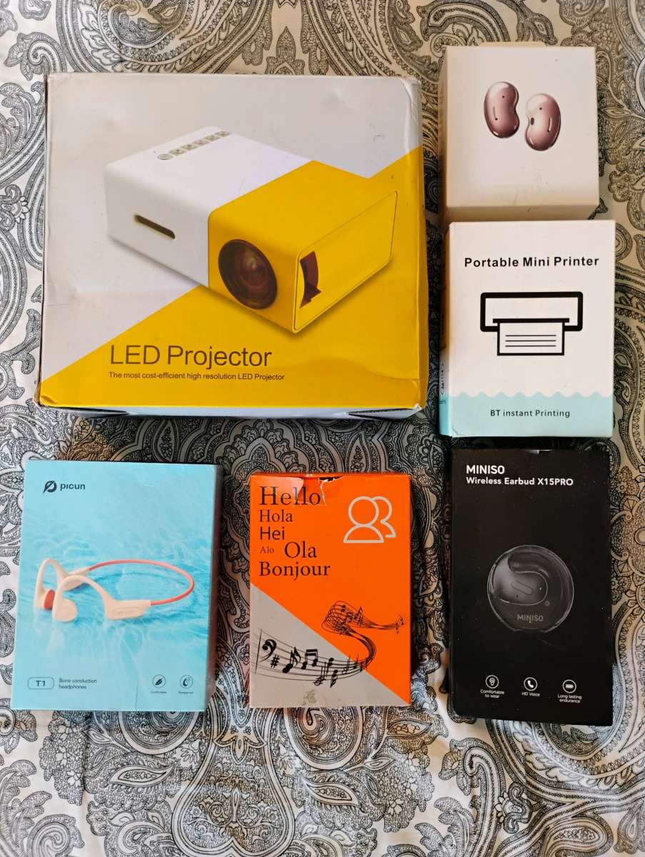 Small electronics unit six items included