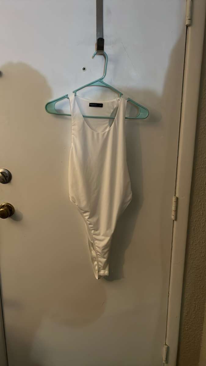 SHEIN Curve White Cutout Back Bodysuit  Size 1XL Spring Summ