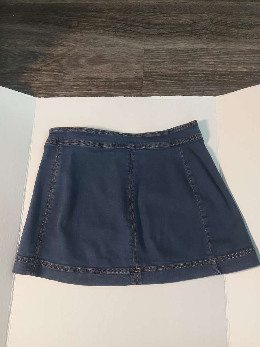 Free People Button Down Denim Skirt Size 6