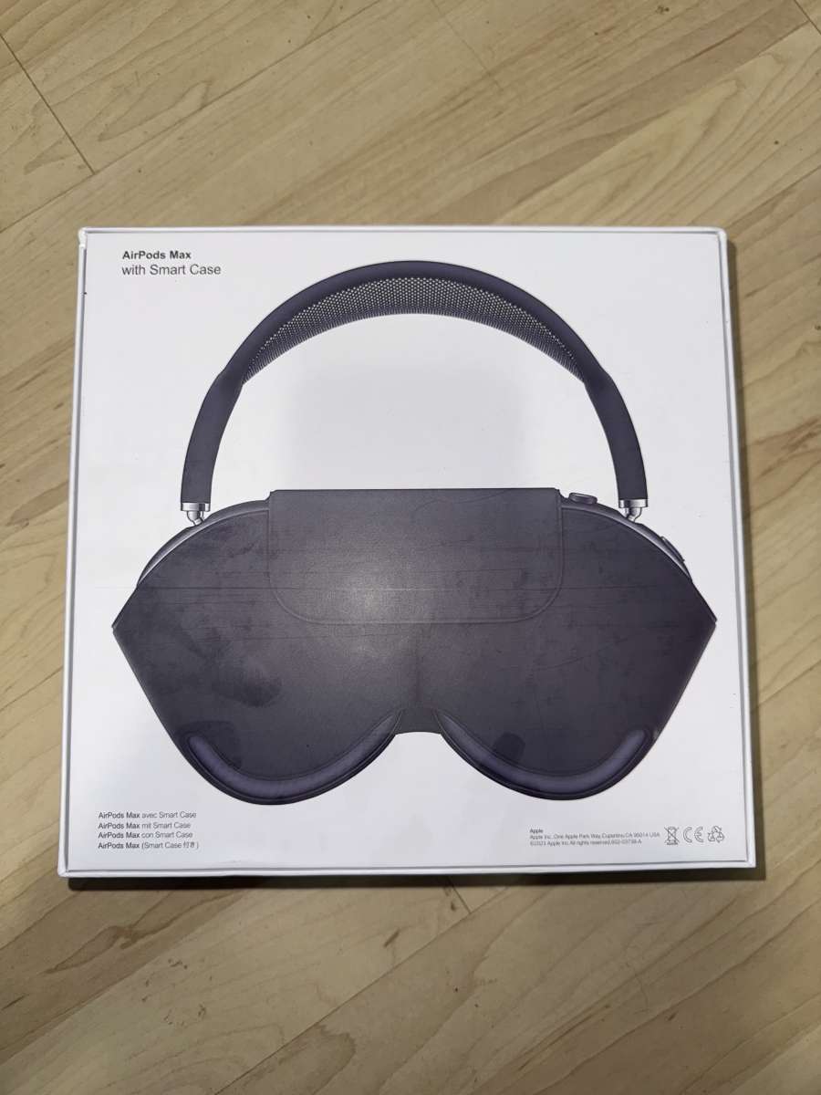 Apple AirPod Maxs Space Gray
