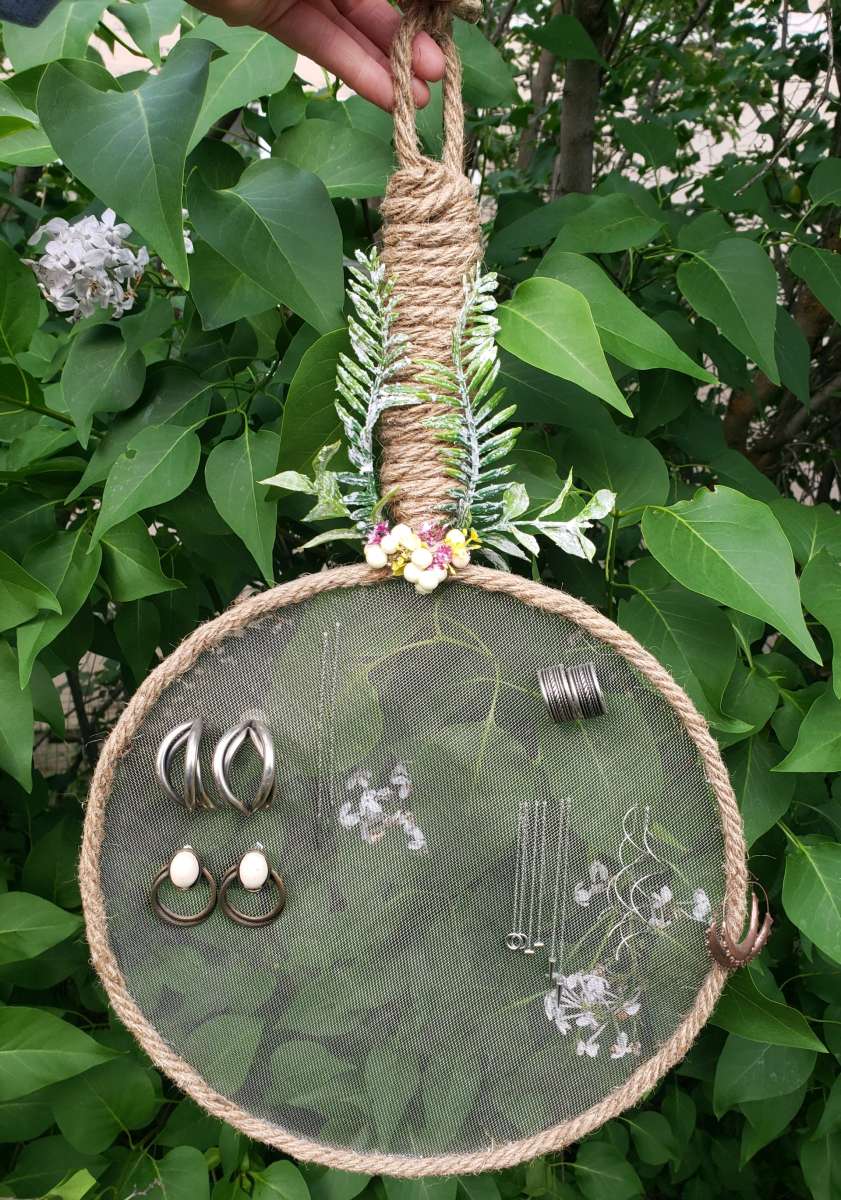 Dangle Earing Holder or Pin Holder