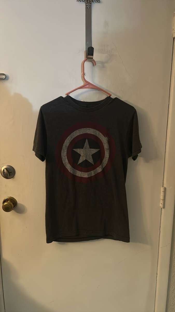 Marvel Comics Captain America TShirt Mens M Short Sleeve Cre