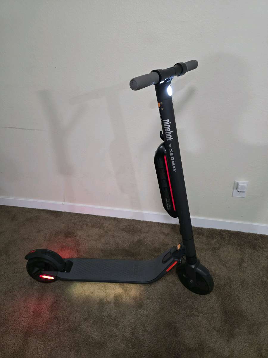 Segway Scooter ninebot ES3 plus