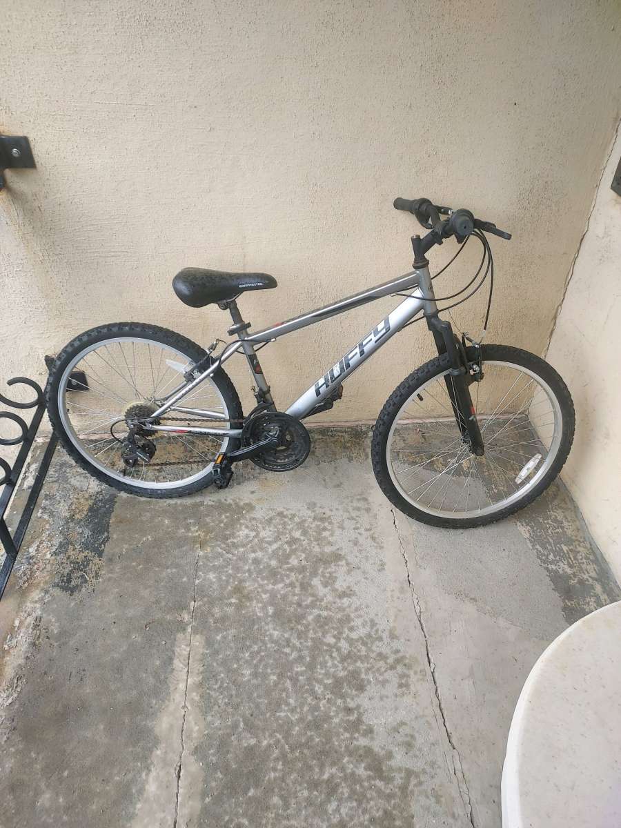 20 inch 18 speed mountain bike